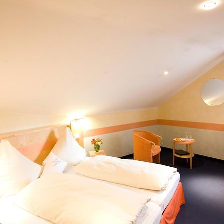 Hotel-Restaurant Steuermann Karlsruhe Eksteriør bilde