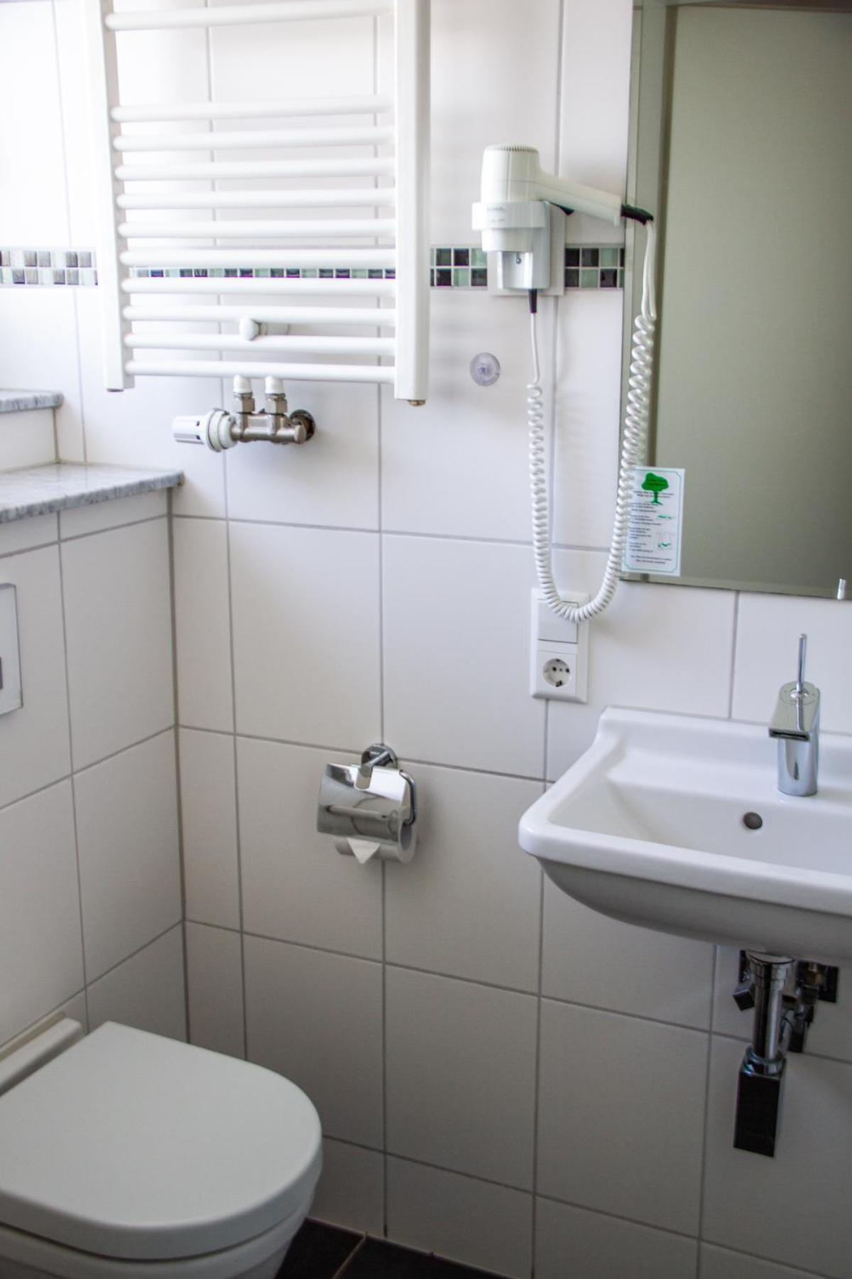 Hotel-Restaurant Steuermann Karlsruhe Eksteriør bilde