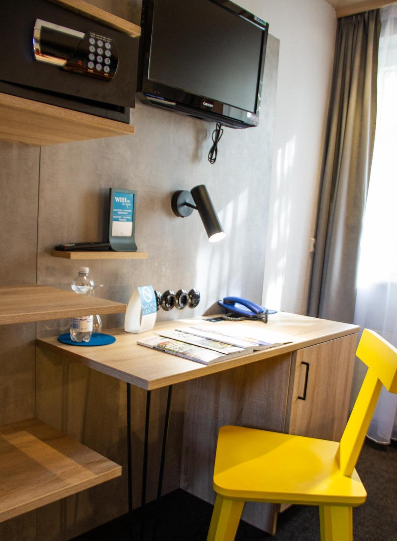 Hotel-Restaurant Steuermann Karlsruhe Eksteriør bilde